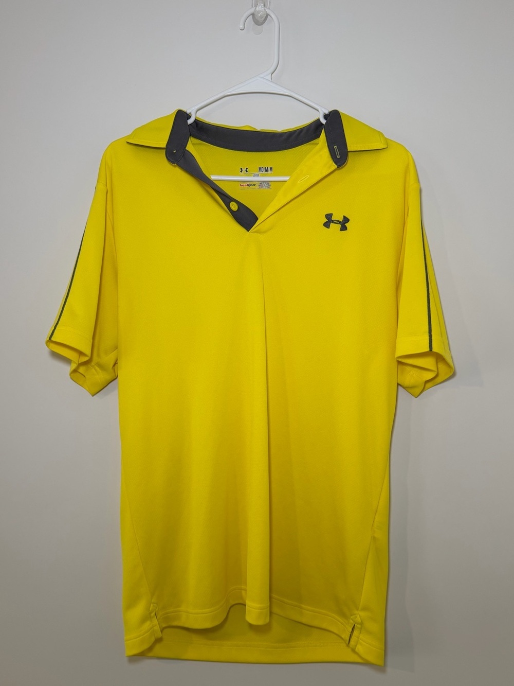 Under Armour Yellow Polo Shirt Men’s Medium